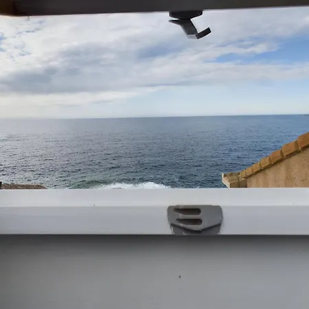 Typique Bord De * الجاجولا