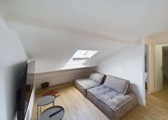 Typique Bord De Appartement Algajola (Corsica)